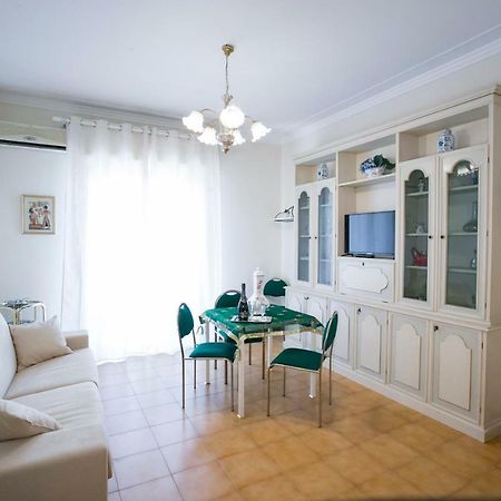 Ferienwohnung A Casa Di Rossella CTA Exterior foto