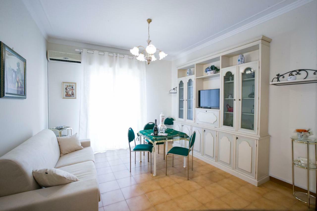 Ferienwohnung A Casa Di Rossella CTA Exterior foto