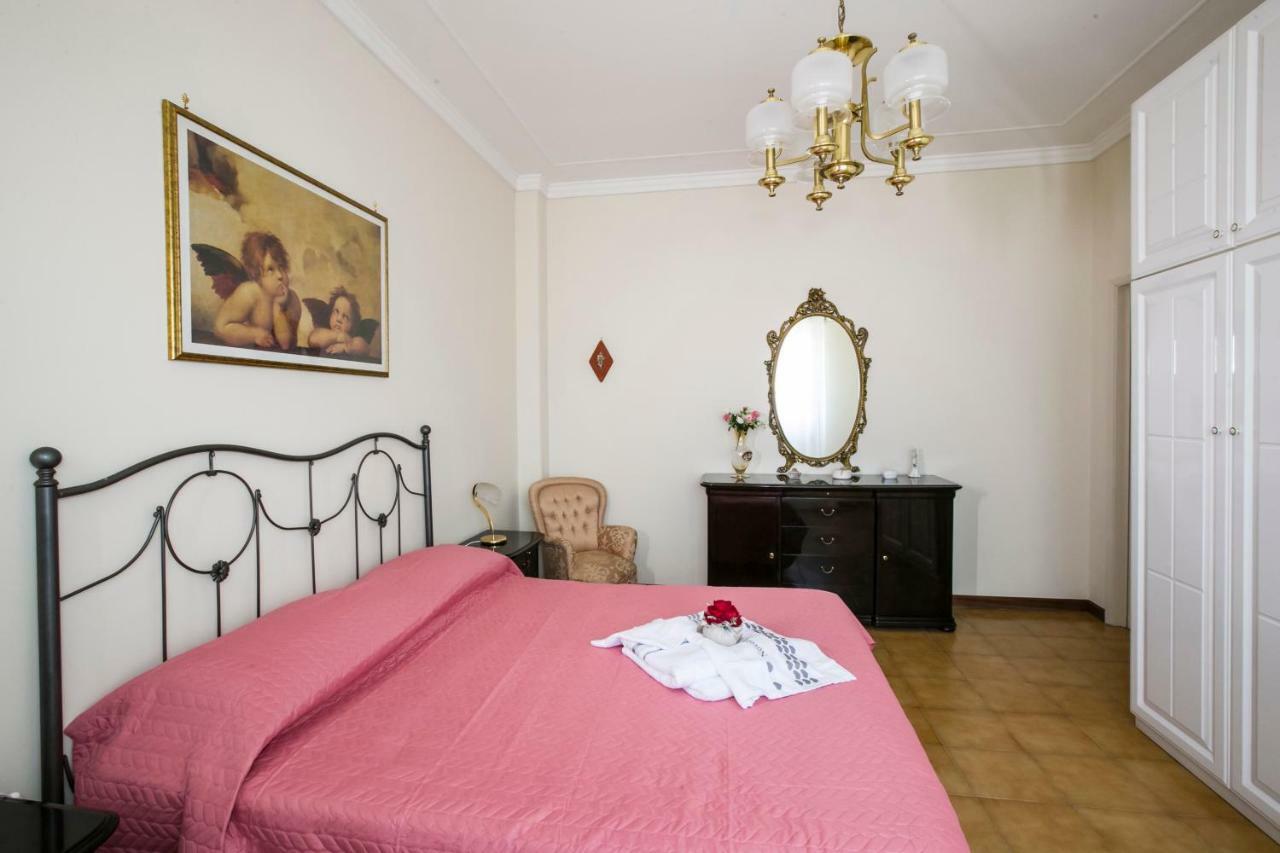Ferienwohnung A Casa Di Rossella CTA Exterior foto