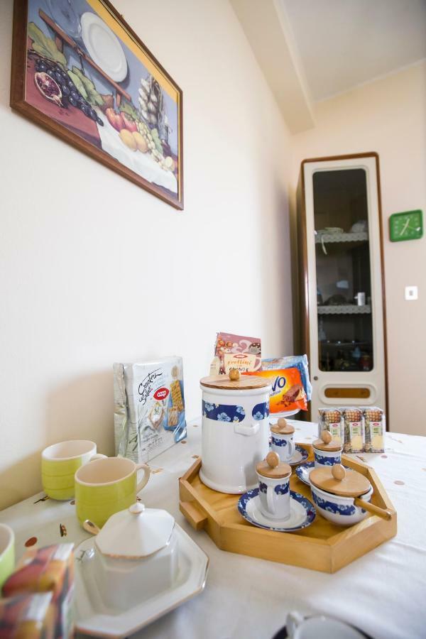 Ferienwohnung A Casa Di Rossella CTA Exterior foto