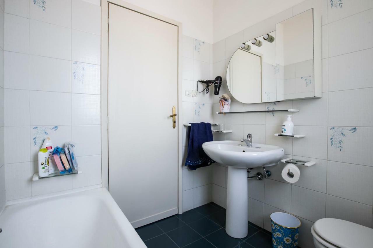Ferienwohnung A Casa Di Rossella CTA Exterior foto