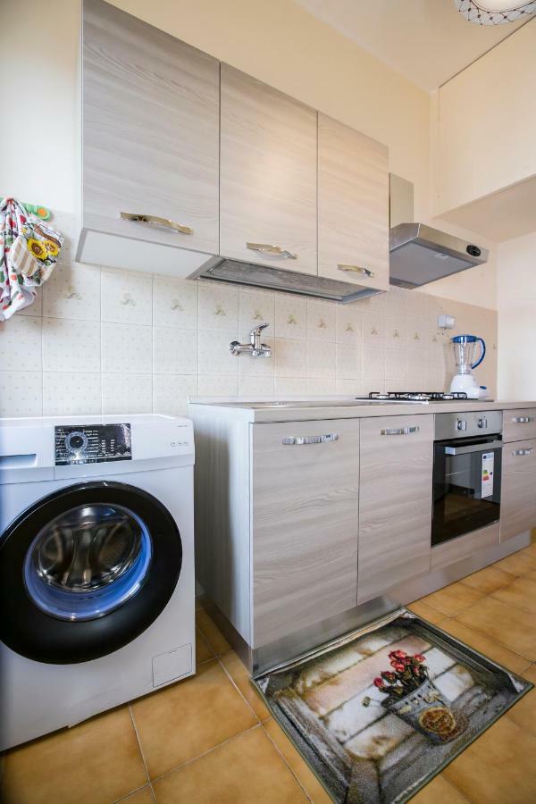 Ferienwohnung A Casa Di Rossella CTA Exterior foto